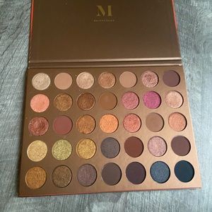 Morphs eyeshadow pallet